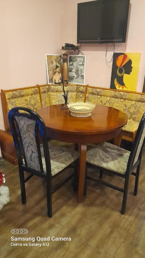 Historical Apartment In City Center Tiflis Exterior foto